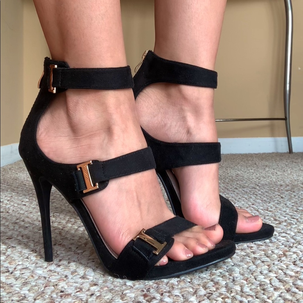 Black suede heels